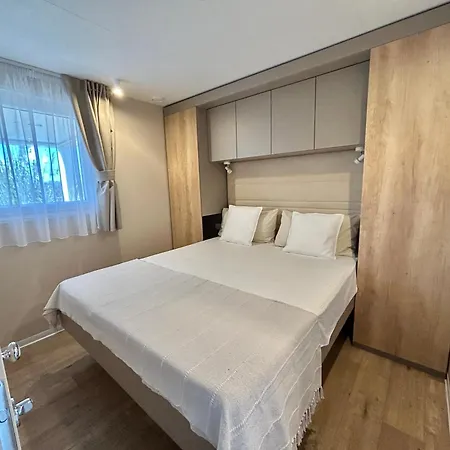 Oliveto Mobile Homes - Adults Only