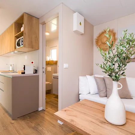 Oliveto Mobile Homes - Adults Only