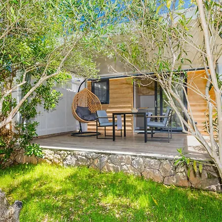 Oliveto Mobile Homes - Adults Only