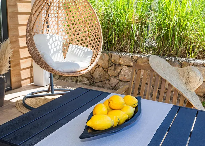 Oliveto - Adults Only