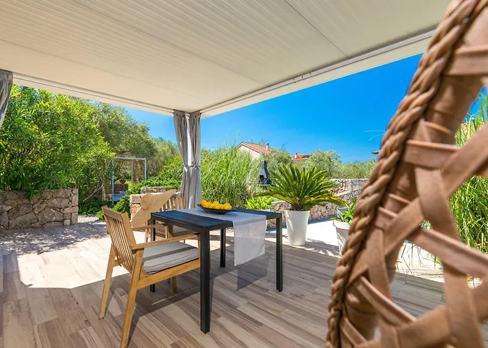 Oliveto - Adults Only